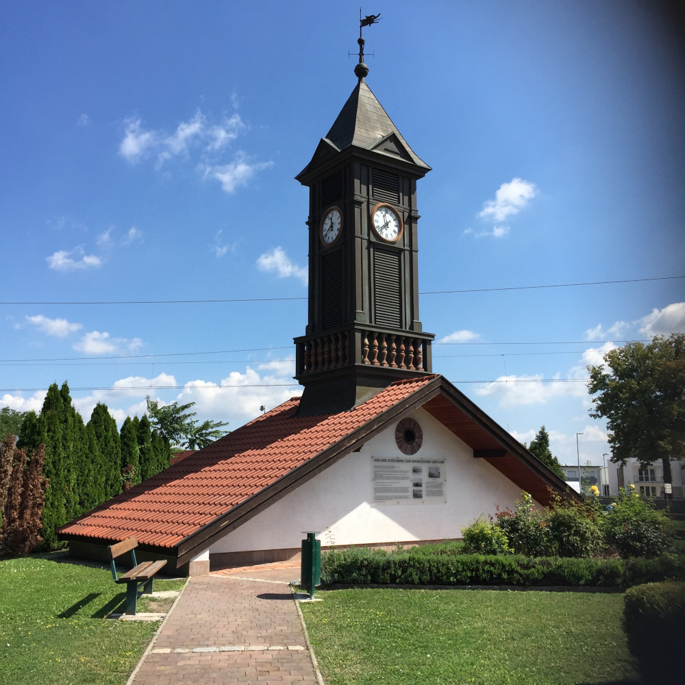 Neufeld Uhrturm HITIAG